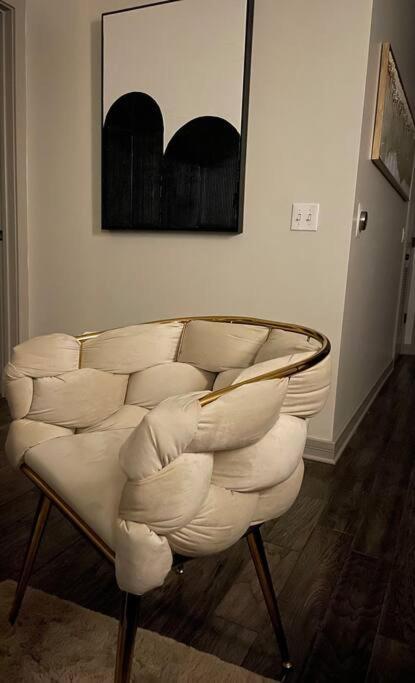 Opulence Is A Way Of Life Apartment Далас Екстериор снимка