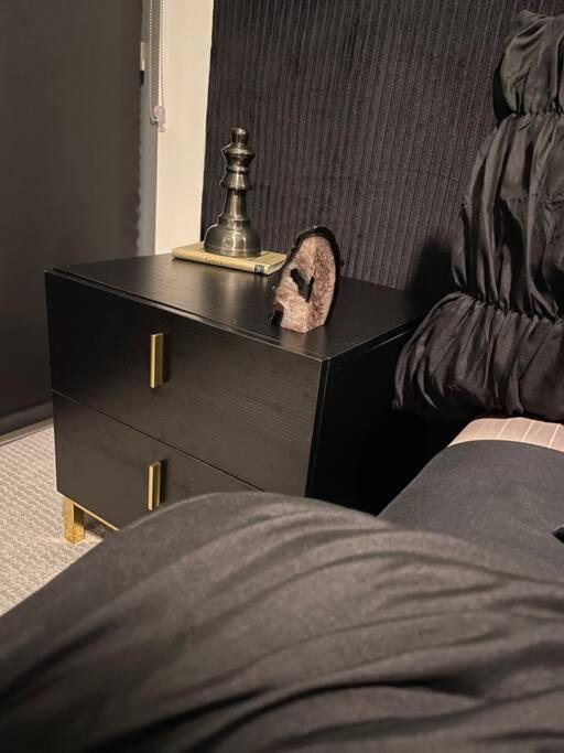 Opulence Is A Way Of Life Apartment Далас Екстериор снимка